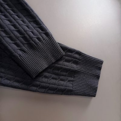 Burberry long-sleeved knit sweater — 3