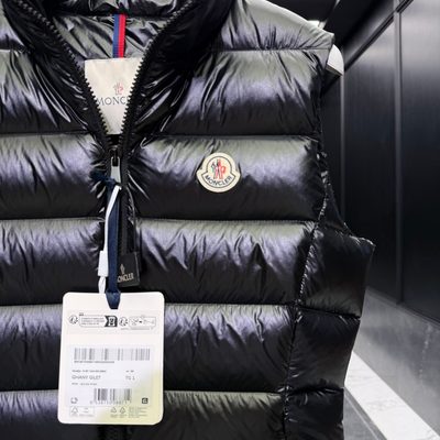 Moncler Black Ghany Down Gilet — 7