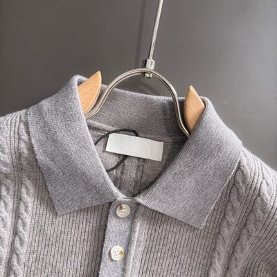 Burberry sweater — 3