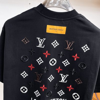 LV T-shirt — 8