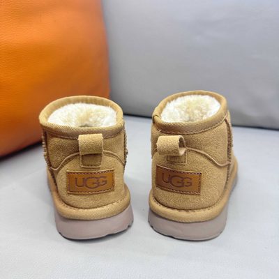 UGG Classic Ultra Mini Boots — 3