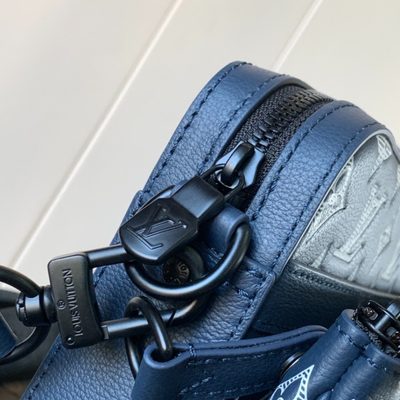 Louis Vuitton Trio Messenger Bag — 7