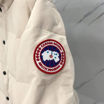 Canada Goose Wyndham Parka — 5