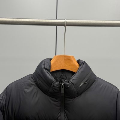Moncler Dalalven Short Down Jacket — 3