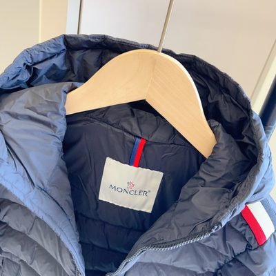 Moncler Enfant navy blue hooded puffer jacket — 5