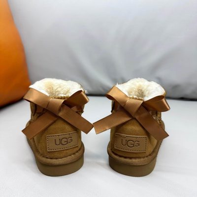 UGG short-shaft suede-style ankle boots — 3