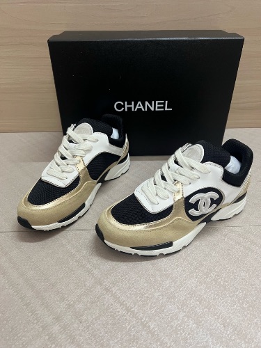 Chanel CC Runner sneakers — 3