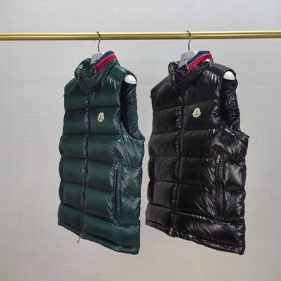 Moncler Men's Ouse Hooded Down Gilet — 5