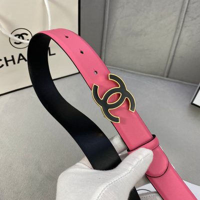 Chanel hot bubble gum pink leather belt featuring a silver-tone interlocking CC buckle — 4