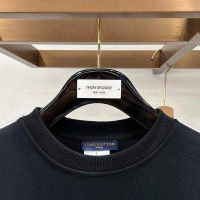 LV sweatshirt — 4
