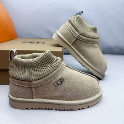 UGG Kids' Stretch-Cuff Suede Snug Boots — 6