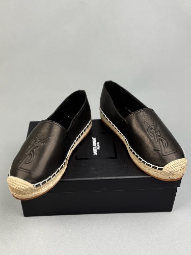 Saint Laurent black leather espadrilles with an embossed interlocking logo — 4