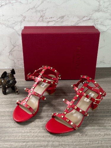 Valentino Garavani Rockstud block heel sandals — 3