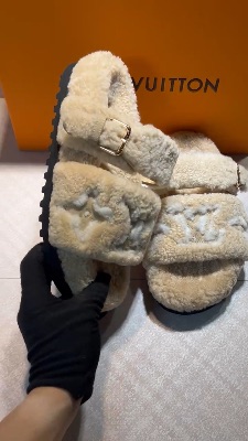 Louis Vuitton Paseo flat — 5