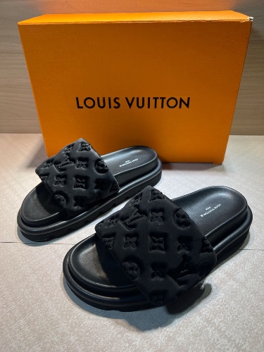 Louis Vuitton Pool Pillow comfort mules — 3