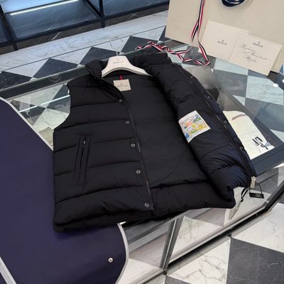Moncler Tibb Down Gilet — 7