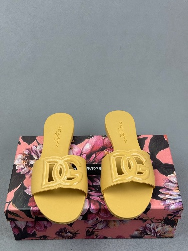 Dolce & Gabbana sliders — 3