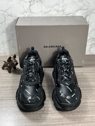 Balenciaga Triple S Allover Logo sneakers — 3