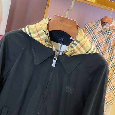 Burberry Cropped Reversible Check Hooded Jacket — 4