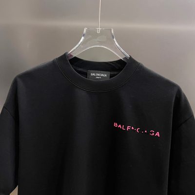 Balenciaga T-shirt — 9