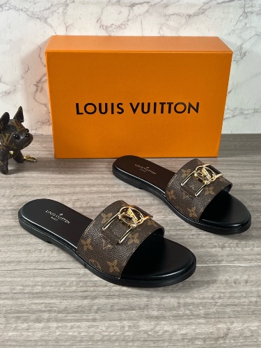 Louis Vuitton Lock It Flat Mules in brown monogram — 4