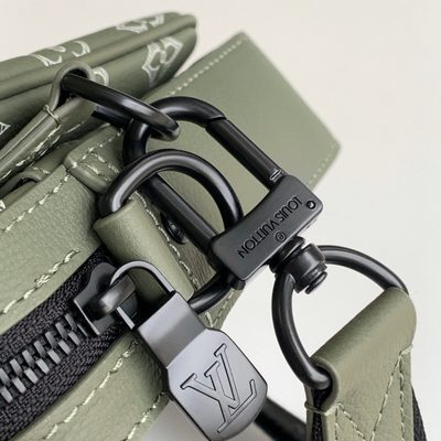Louis Vuitton Trio Messenger Bag — 7