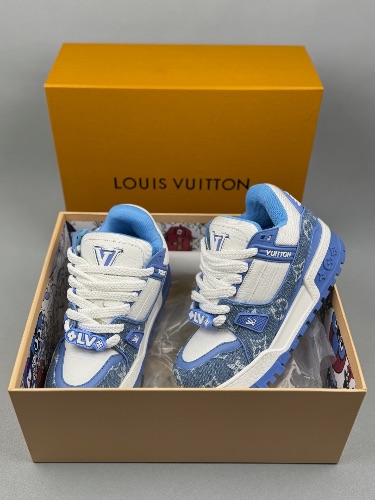 Louis Vuitton LV Trainers in blue Monogram denim