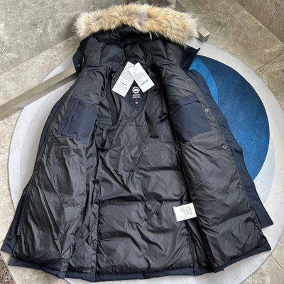Canada Goose Women's Shelburne Parka — 4