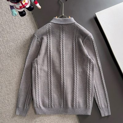 Burberry sweater — 9