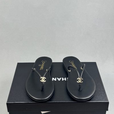 Chanel thong sandals — 3