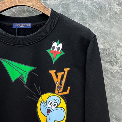 LV crewneck sweatshirt — 4