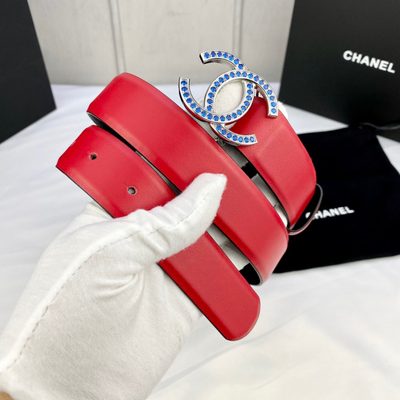 CHANEL Red Patent Leather CC Logo Belt — 3