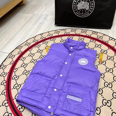 Canada Goose Northern Lights Freestyle puffer vest — 4