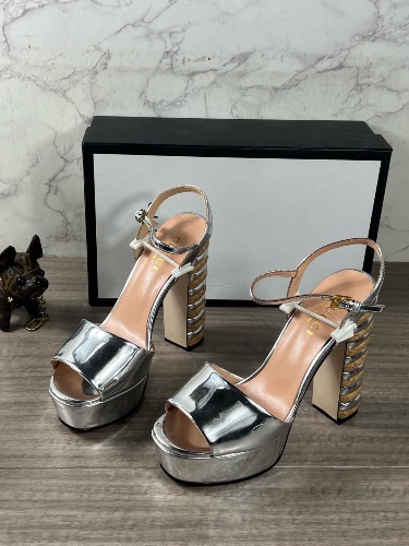 Gucci platform sandals — 3