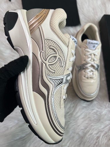 Chanel CC Runner sneakers — 4