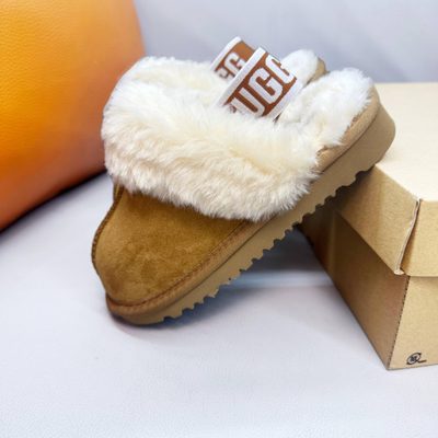 UGG Funkette Slipper — 5