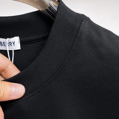 Burberry T-shirt with the Equestrian Knight Design — 7