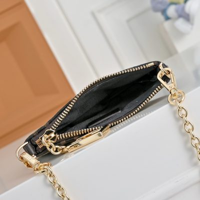 Fendi Flat Baguette Pouch (T) — 9
