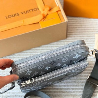 Louis Vuitton Trio Messenger Bag — 5