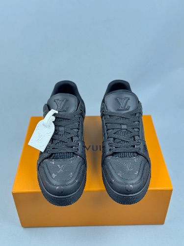 Louis Vuitton LV Trainer black monochrome sneakers — 3