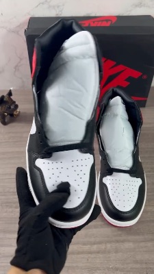 Nike Air Jordan 1 Retro High Satin Black Toe (W) sneakers. — 5