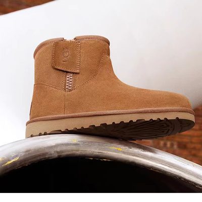 UGG kids' suede short boots — 6