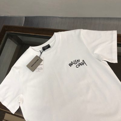 Balenciaga T-Shirt — 5