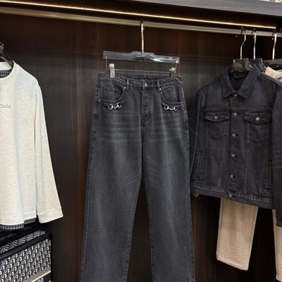 Gucci dark gray stone-washed cotton denim jacket and matching wide-leg jeans — 4