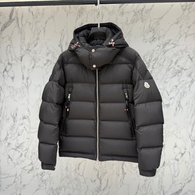 Moncler hooded short puffer jacket — 8