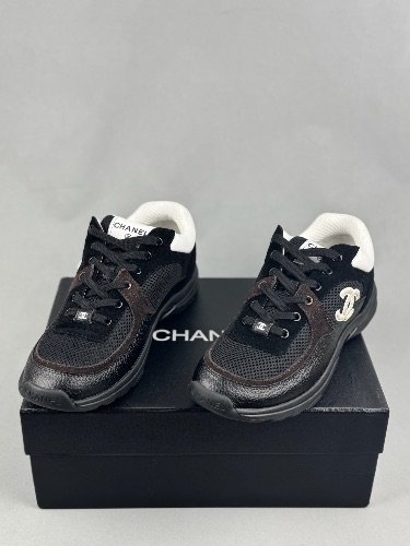 Chanel black and white mesh suede calfskin runners — 4