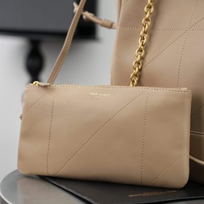 Saint Laurent Jamie Shopping Small in Lambskin tote bag — 5