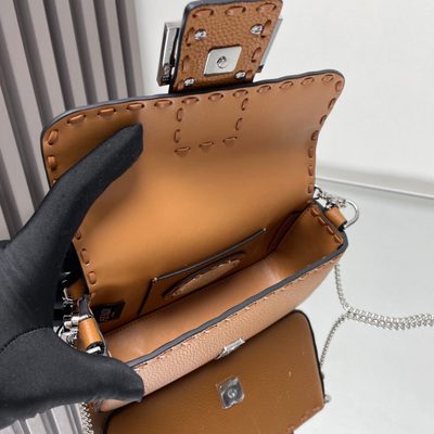 Fendi Baguette bag (T) — 7