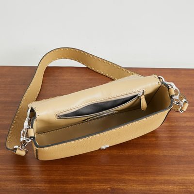 Fendi black leather Baguette shoulder bag (T) — 9