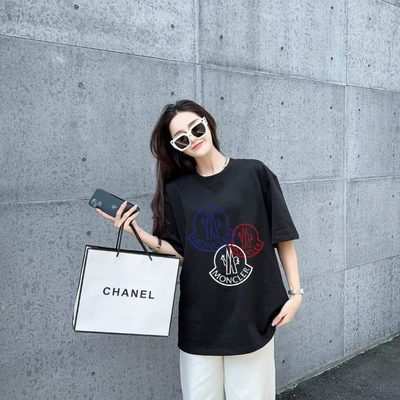 Moncler printed round neck t-shirt — 8